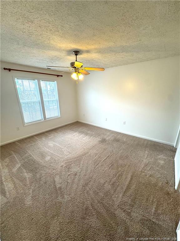 Building Photo - 1050 Roundabout Rd