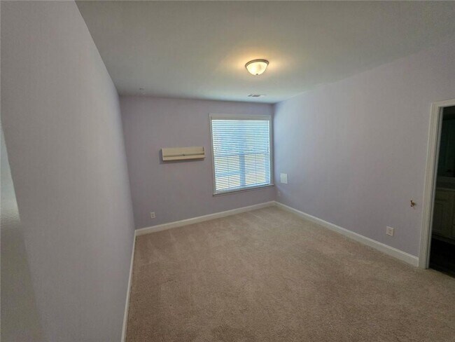 Building Photo - 1870 Hanwoo Ln