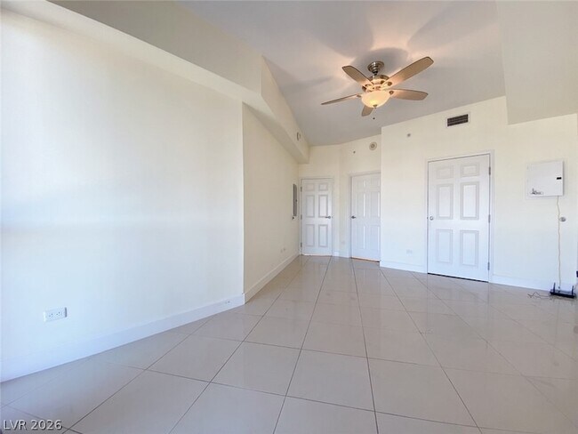 Building Photo - 200 W Sahara Ave