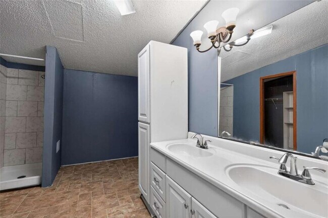 Building Photo - 205 Wilson Rd