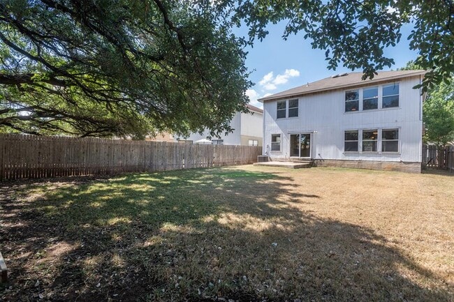Building Photo - 2510 Stapleford Dr