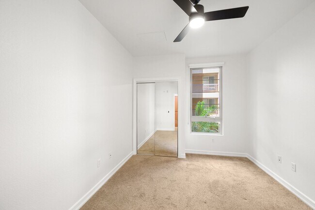 Building Photo - East Village 2 Bedroom at Union Square! 2 Parking Spaces!