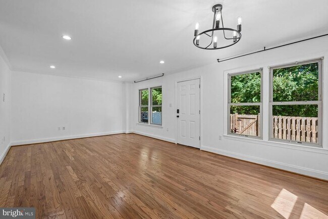 Building Photo - 7861 Coddle Harbor Ln