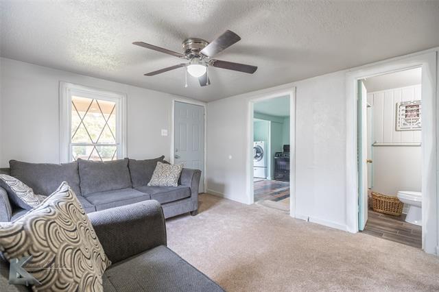 Building Photo - 818 Ballinger St