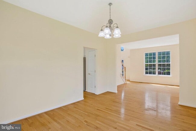 Building Photo - 9112 Granite Ct
