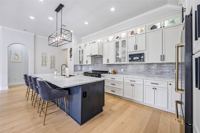 Building Photo - 14 Rancher's Trail