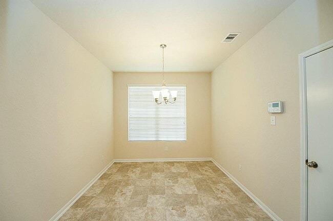 Building Photo - 18519 Each Elm Way