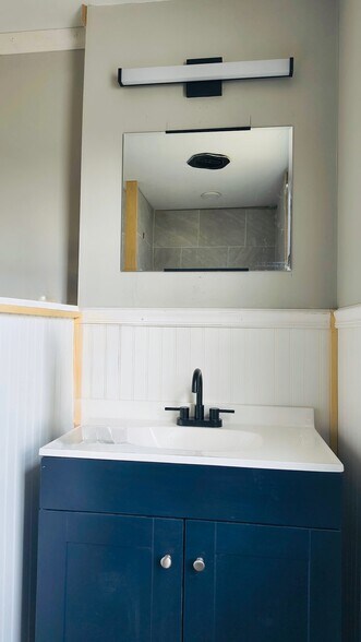 Building Photo - 328 Clay St