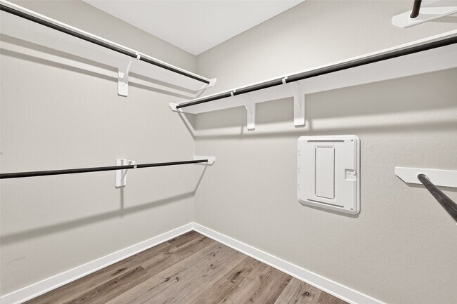 Building Photo - 3919 Sparkman Ln