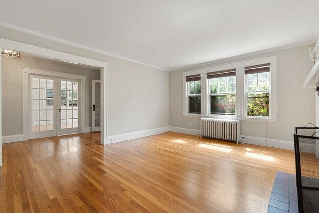 Building Photo - 29 Addington Rd