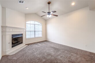 Building Photo - 2625 N Arroyo Ave