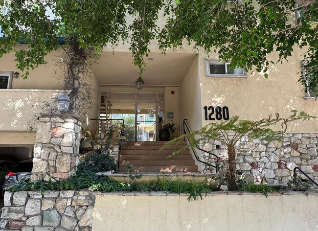 Building Photo - Barrington Terrace