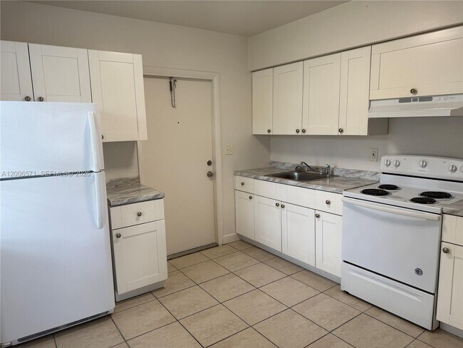 Building Photo - 2910 NW 92nd St