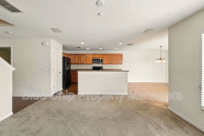 Building Photo - 13800 Golden Russet Dr