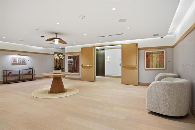 Building Photo - 3015 S Ysabella Ave