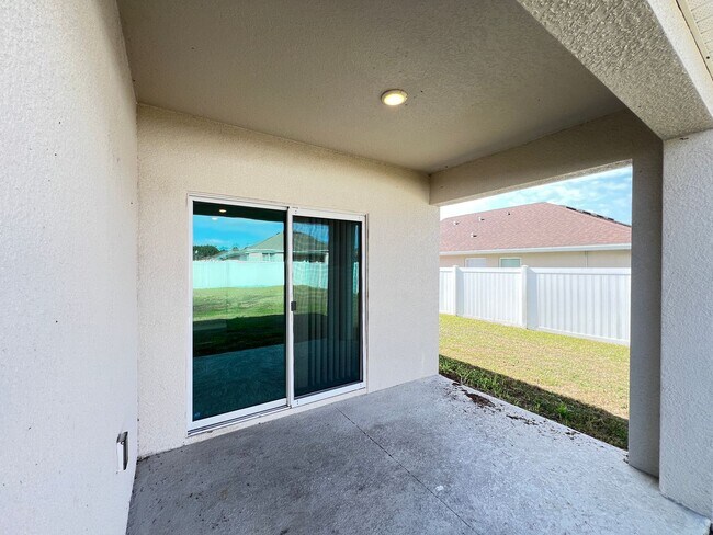 Building Photo - Spacious 4-Bedroom Smart Home in Belleview | No HOA Application Required - PROMO!! NO LEASE ADMIN...