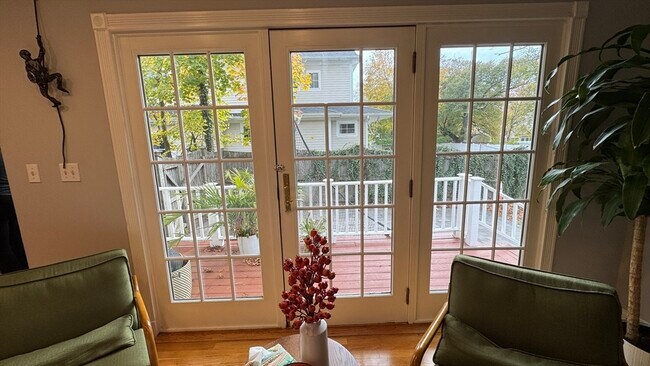 Building Photo - 154 Wiswall Rd