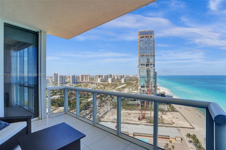 Building Photo - 18201 Collins Ave