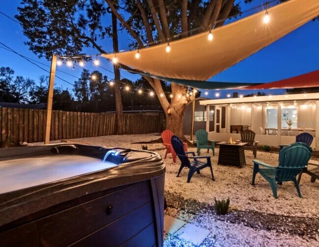 Building Photo - 3116 51st Ave Terrace W