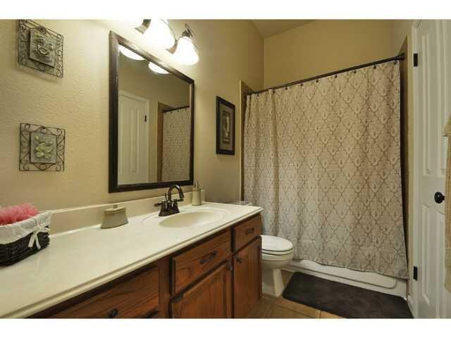 Building Photo - 5009 Hibiscus Valley Dr