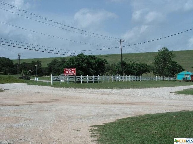 Building Photo - NEW ON MARKET