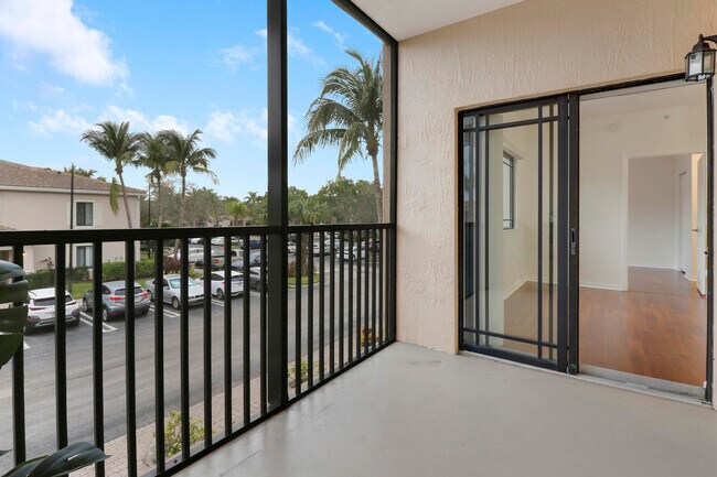 Building Photo - 2809 Amalei Dr