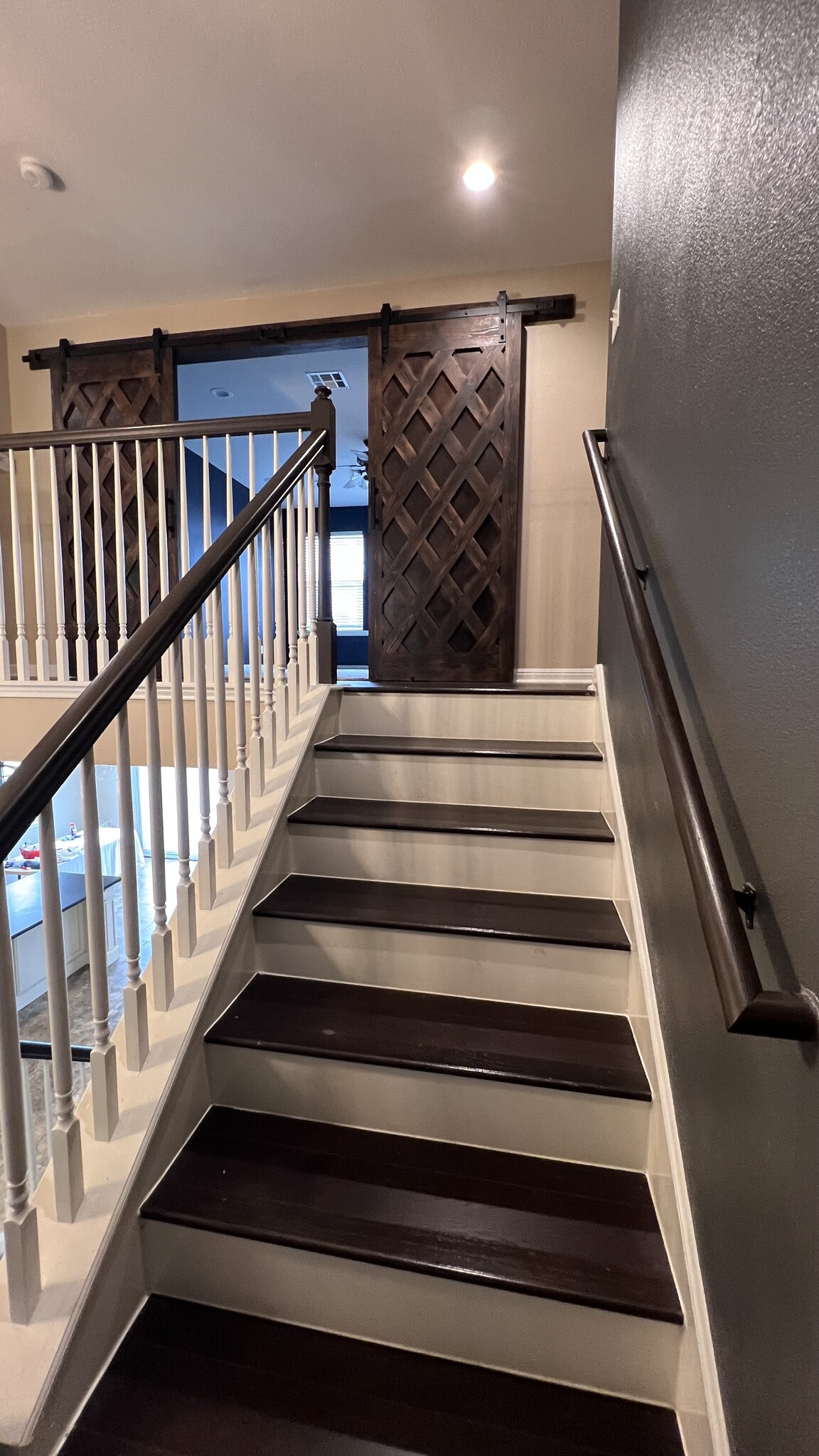 Second floor - 18439 Rogers Bend