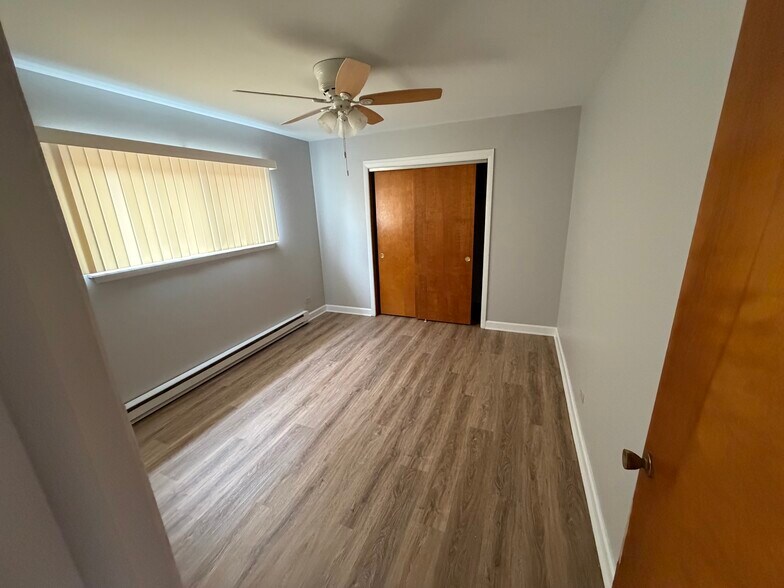 Bedroom (2nd story) - 17828 Park Ave