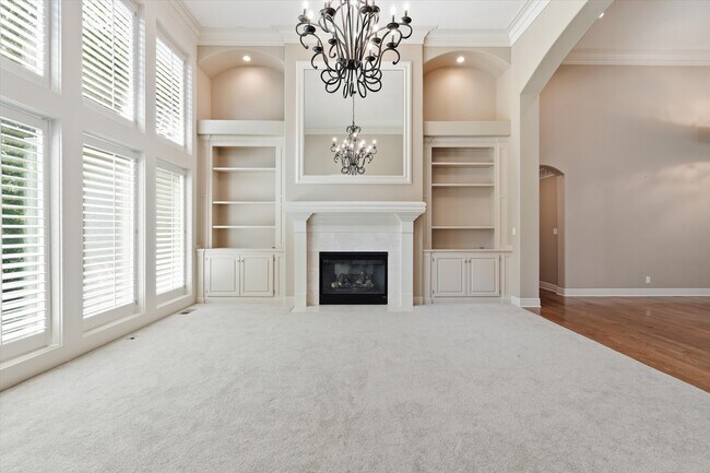 Building Photo - 9638 Zarda Dr