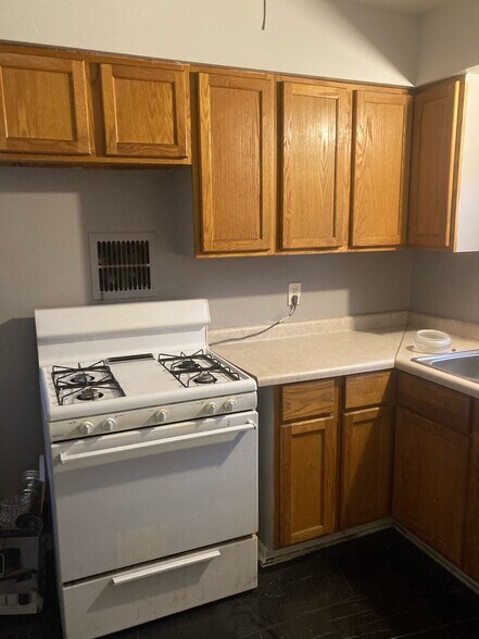 Building Photo - 5345 N 83rd St