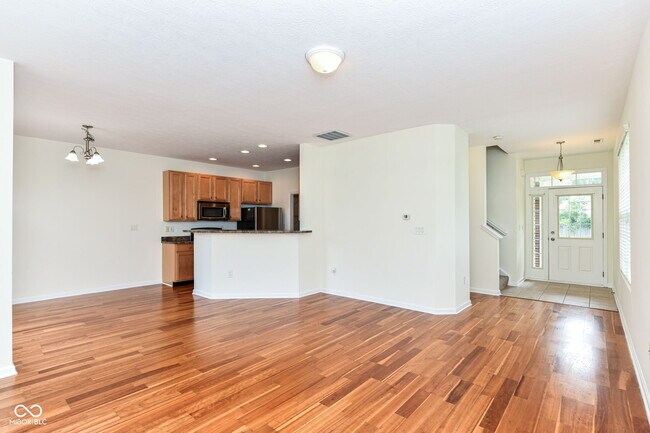 Building Photo - 4012 Weston Pointe Dr