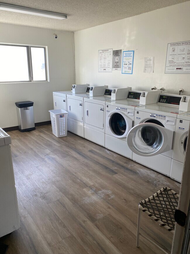 Laundry Area - 5300 Fairview Blvd