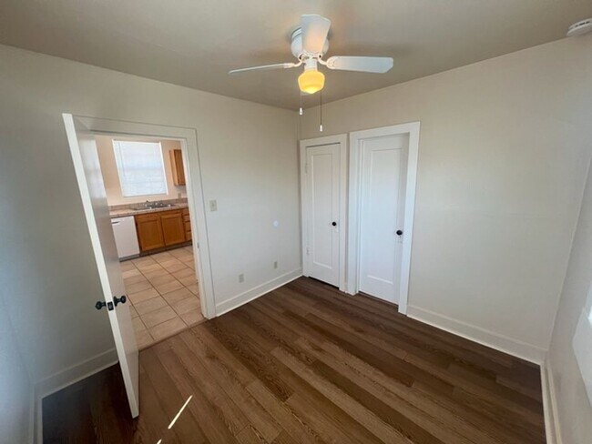 Building Photo - Quaint Central Sparks Two Bedroom