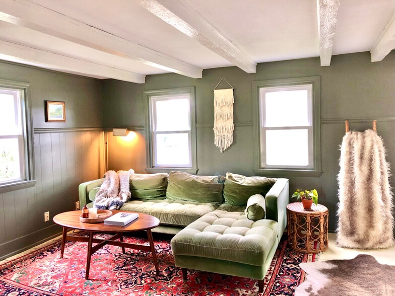 Primary Photo - 335 Bath Rd