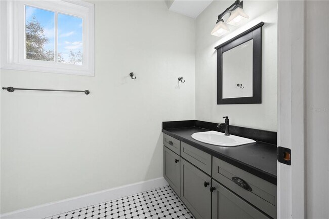 Building Photo - 5214 SW 91st Way
