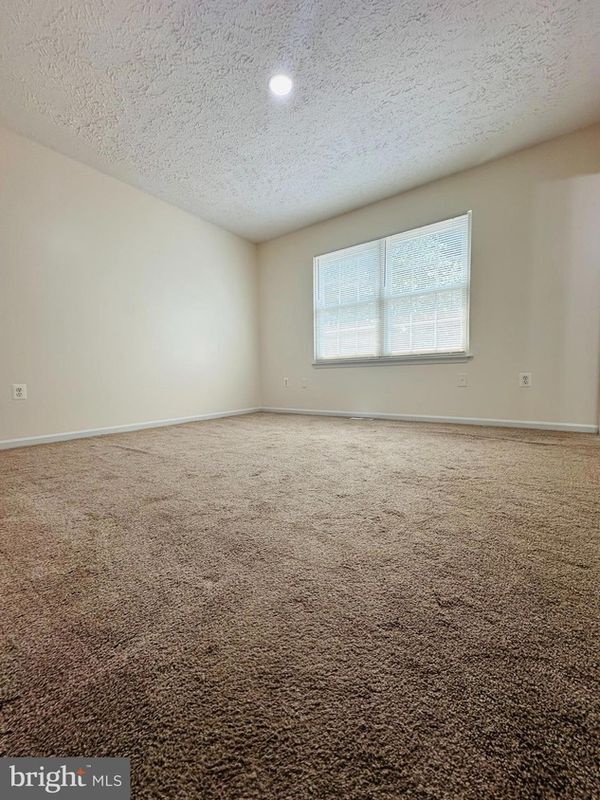 Building Photo - 9658 Woodhue Ct