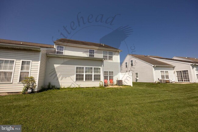 Building Photo - 9549 Wedge Way