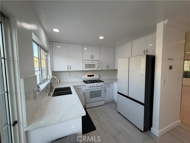 Building Photo - 19142 Haynes St