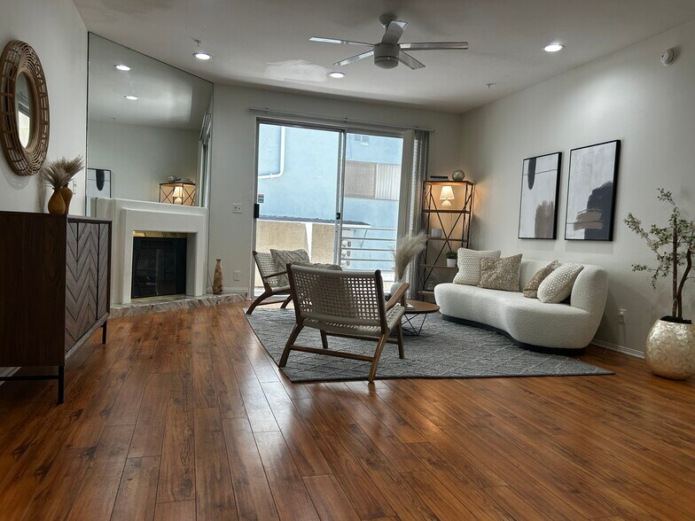 Building Photo - 3460 S Centinela Ave