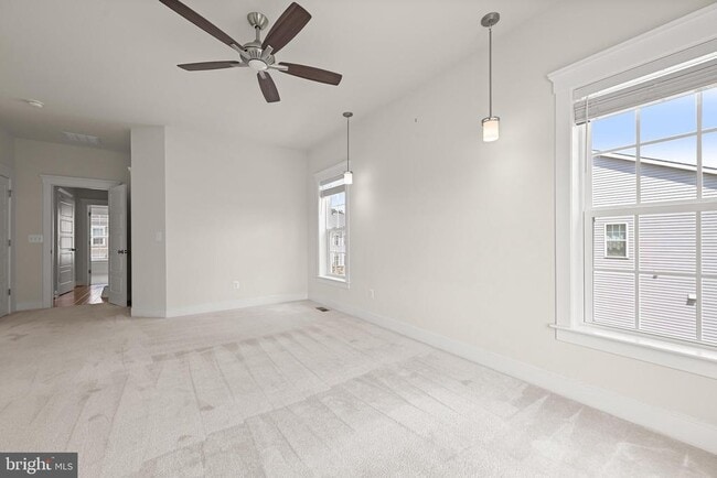 Building Photo - 212 Upper Brook Terrace