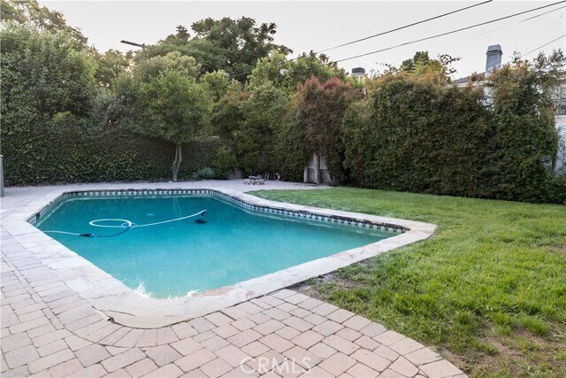 Building Photo - 13139 Valleyheart Dr