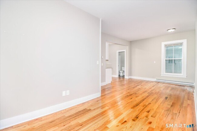 Building Photo - 23 S Main St