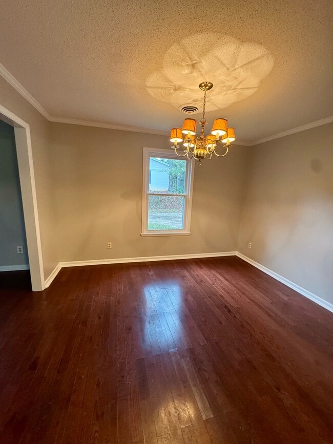 Building Photo - 1416 Mitts Dr