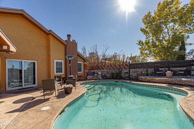 Building Photo - 1123 Night Hawk Dr