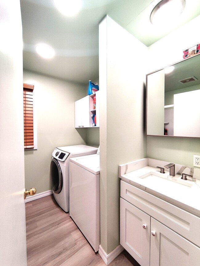 Building Photo - 540 Erma Dr