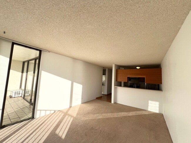 Building Photo - 1br/1ba/1pkg Condo with Sunset views in Aiea