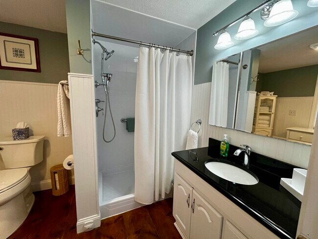 Building Photo - 15 Mill Pond Ln
