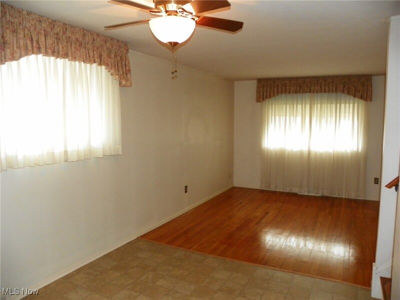 Building Photo - 4360 W 150th St