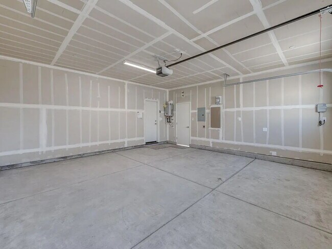 Building Photo - NEW! Modern, Wilson Home. 3 bedrooms / 2.5-bathroom single-family home in a quiet gated community...