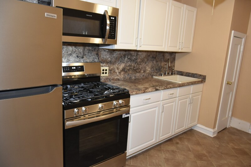 Building Photo - 3300 Indian Queen Ln